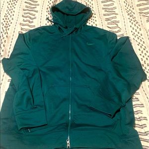Nike therma fit hooded zip up
